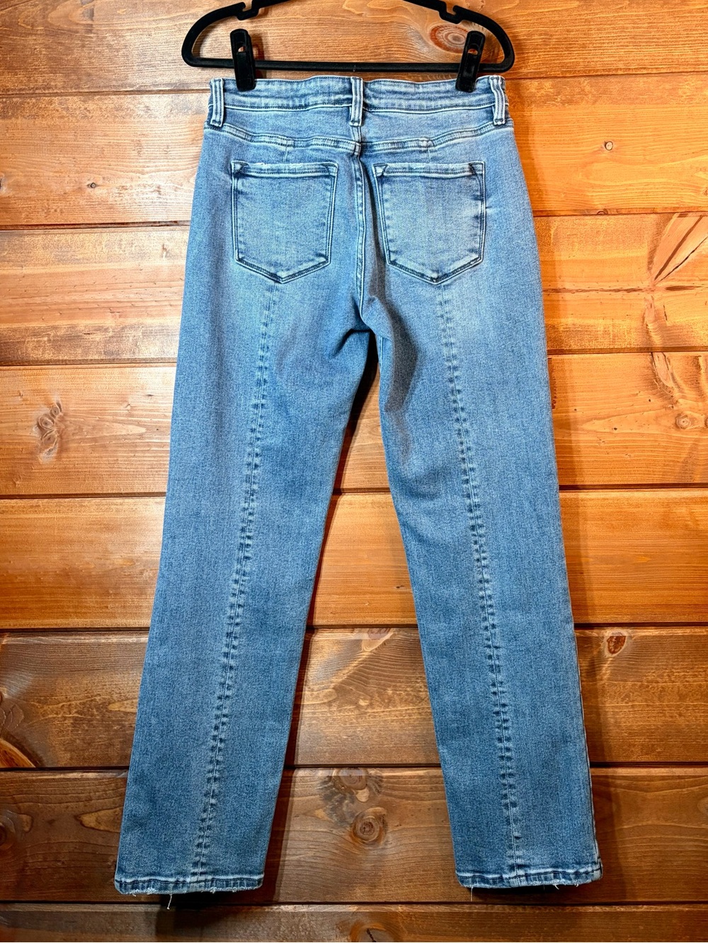 KanCan Light Wash Straight Leg Women's Jeans Size 4 💕💙